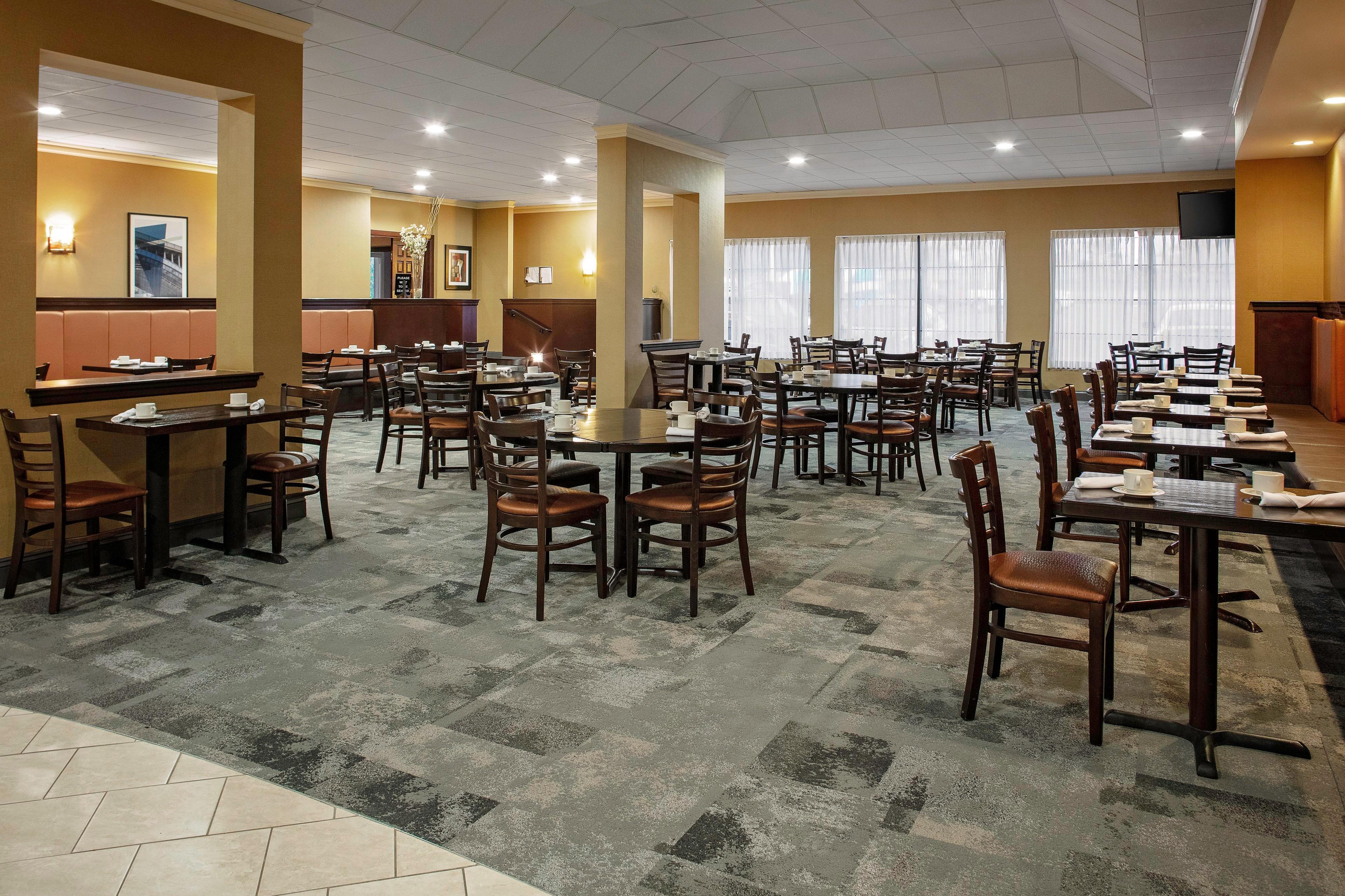 Holiday Inn & Suites Boston Peabody, An Ihg Hotel Екстер'єр фото