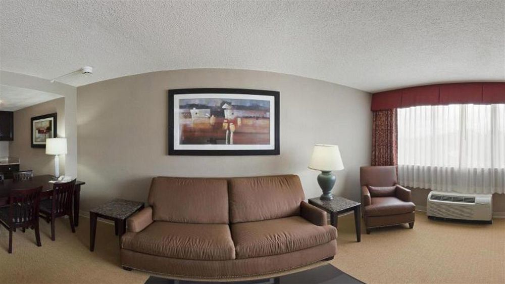 Holiday Inn & Suites Boston Peabody, An Ihg Hotel Екстер'єр фото